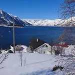 Henrybu Comfortable House By The Fjord * Loppa