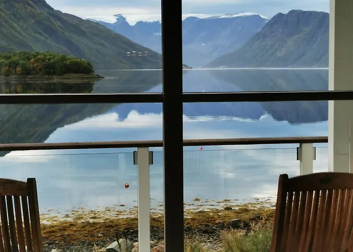 Tatil Evi Henrybu Comfortable House By The Fjord *
