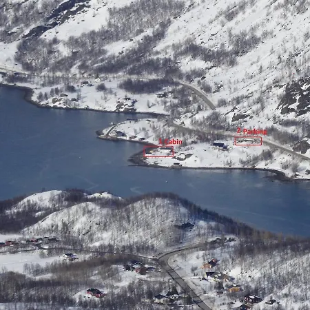 Henrybu Comfortable House By The Fjord *
