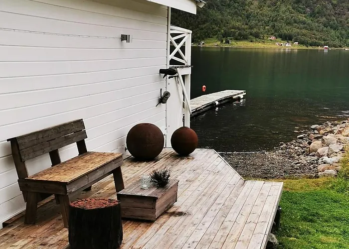 Henrybu Comfortable House By The Fjord Loppa