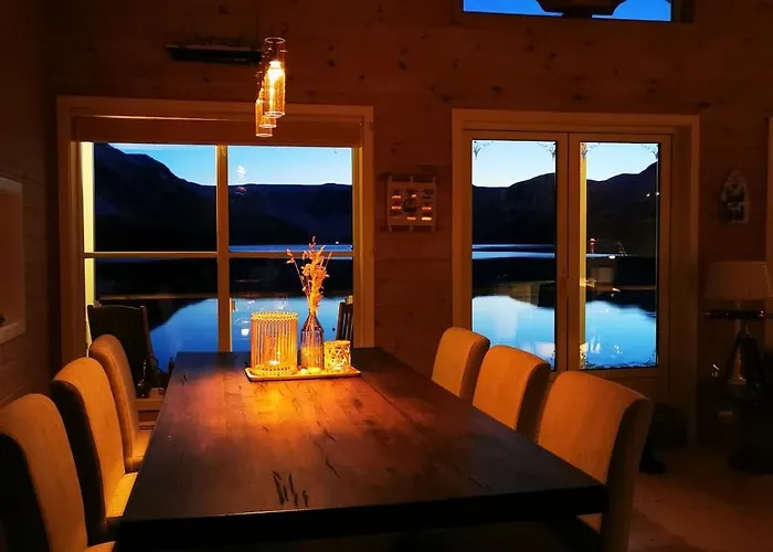 Ferienhaus Henrybu Comfortable House By The Fjord Loppa