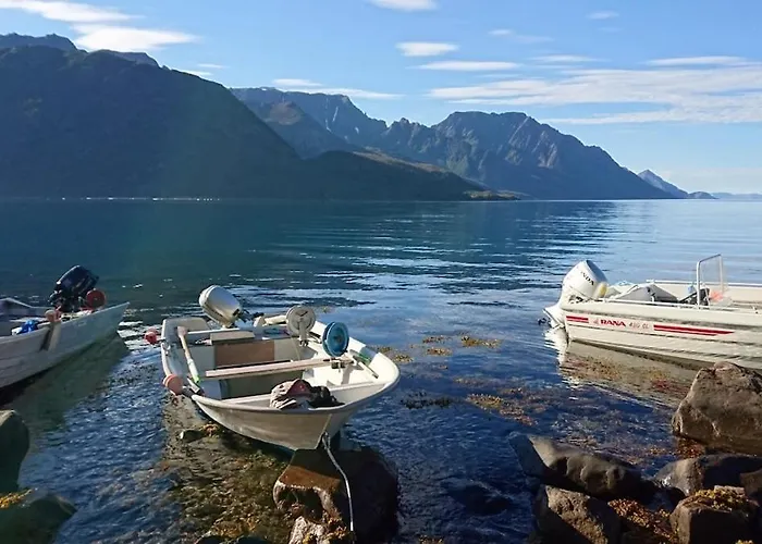Ferienhaus Henrybu Comfortable House By The Fjord